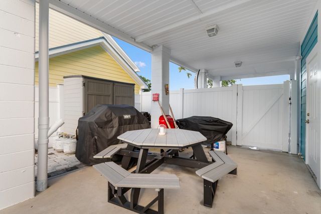 1416 S Poplar Dr., Surfside Beach, SC 29575