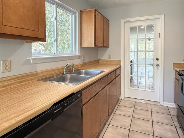 104 Green Acre Court N, Kingsland, GA 31548