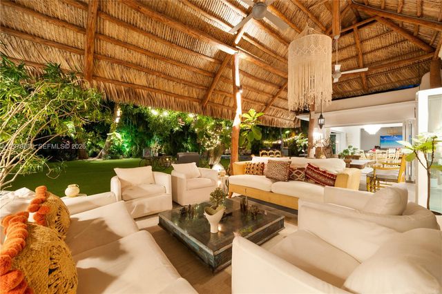 330 Gulf Rd, Key Biscayne, FL 33149