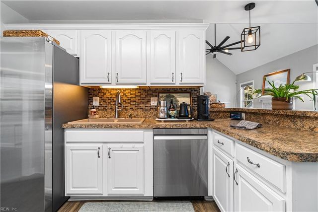 104 W Bayview BLVD, Norfolk, VA 23503