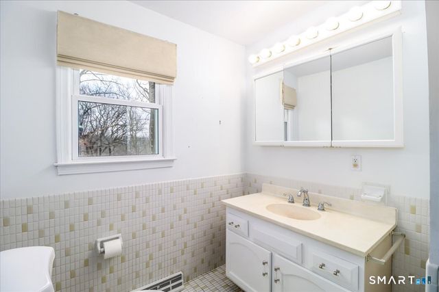 135 Parsonage Hill Road, North Branford, CT 06405