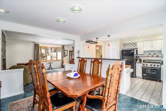 135 Parsonage Hill Road, North Branford, CT 06405