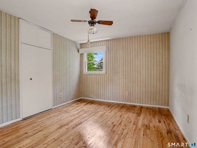 11 Hale Drive, Ansonia, CT 06401