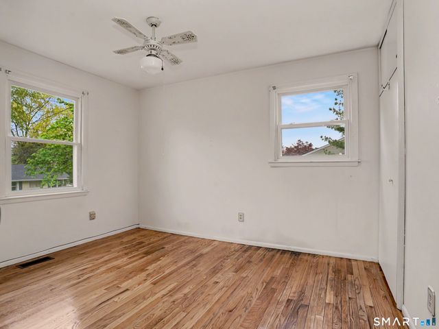 11 Hale Drive, Ansonia, CT 06401