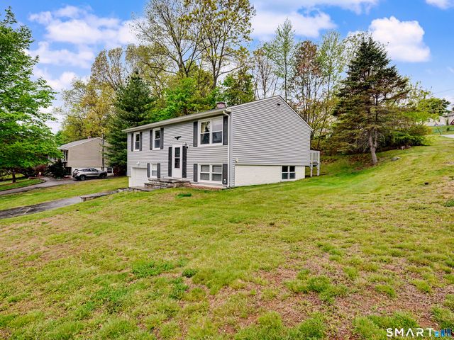 11 Hale Drive, Ansonia, CT 06401