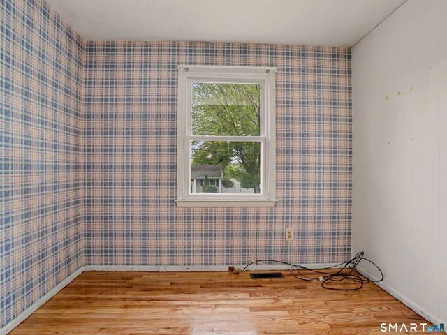 11 Hale Drive, Ansonia, CT 06401