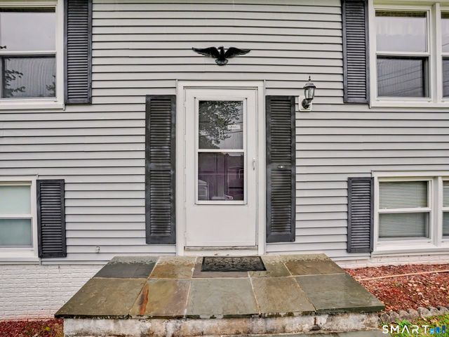 11 Hale Drive, Ansonia, CT 06401