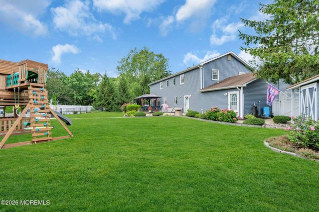 1 Meadowbrook Drive, Howell, NJ 07731