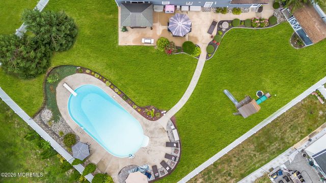 1 Meadowbrook Drive, Howell, NJ 07731