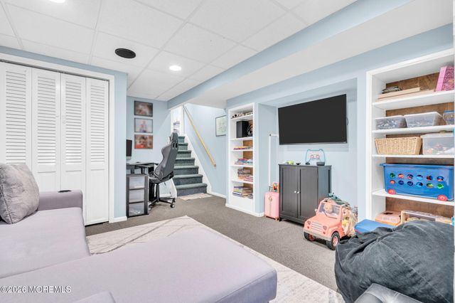 1 Meadowbrook Drive, Howell, NJ 07731
