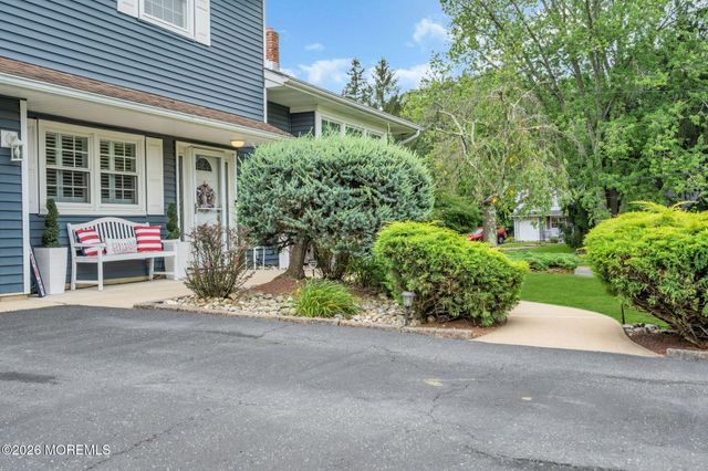 1 Meadowbrook Drive, Howell, NJ 07731