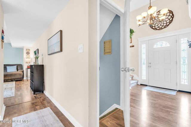 1 Meadowbrook Drive, Howell, NJ 07731