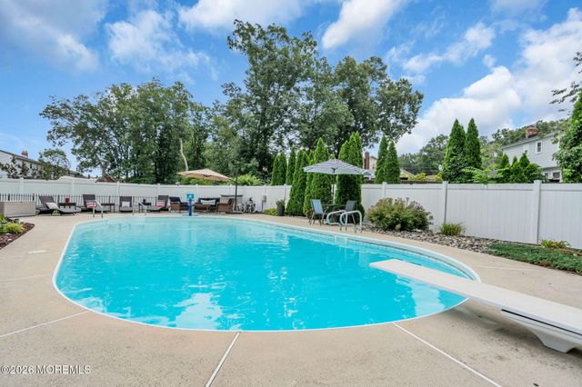 1 Meadowbrook Drive, Howell, NJ 07731