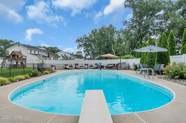 1 Meadowbrook Drive, Howell, NJ 07731