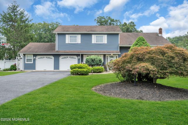1 Meadowbrook Drive, Howell, NJ 07731
