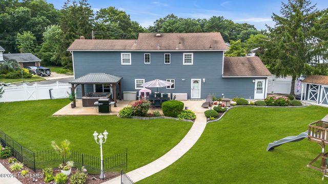 1 Meadowbrook Drive, Howell, NJ 07731