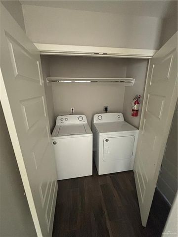 2106 Taxco Court, Edinburg, TX 78542