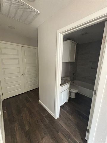 2106 Taxco Court, Edinburg, TX 78542