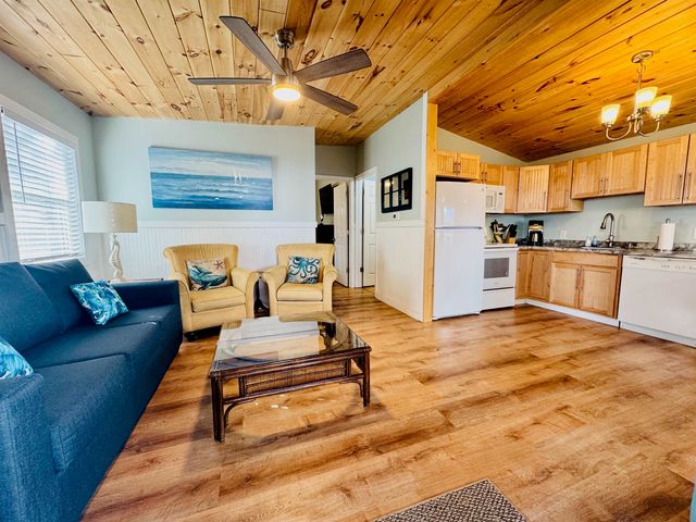 6001 - 1162 S Kings Hwy., Myrtle Beach, SC 29575