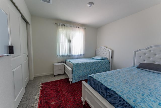 7705 Forestdale Way, Elk Grove, CA 95758