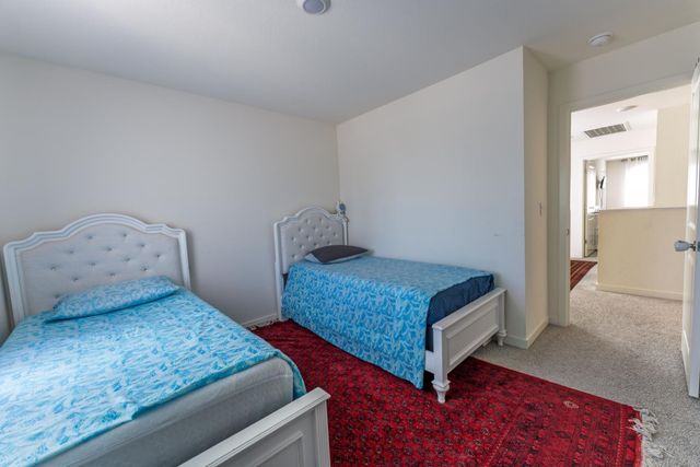 7705 Forestdale Way, Elk Grove, CA 95758