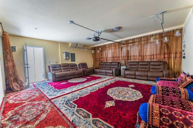 7705 Forestdale Way, Elk Grove, CA 95758