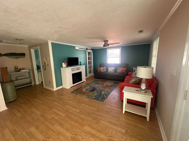205 5th Ave. S, North Myrtle Beach, SC 29582