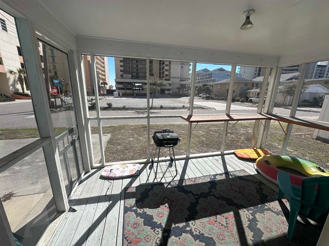 205 5th Ave. S, North Myrtle Beach, SC 29582
