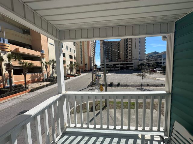 205 5th Ave. S, North Myrtle Beach, SC 29582
