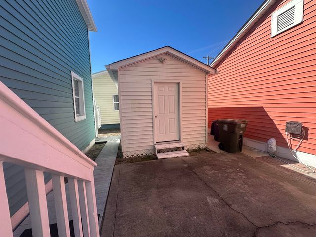 205 5th Ave. S, North Myrtle Beach, SC 29582