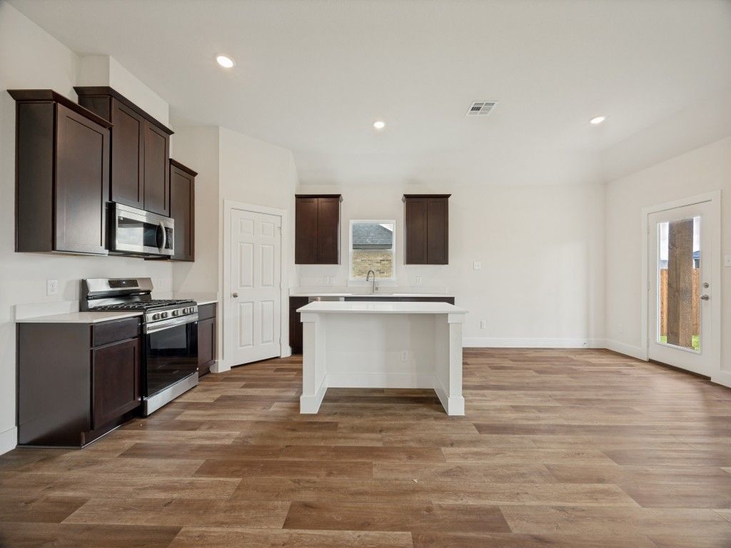 2411 Stonebriar Lane, Sherman, TX 75092