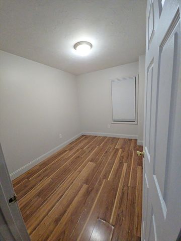 129 Melville Street 1E, Fall River, MA 02721