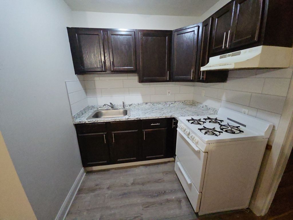 129 Melville Street 1E, Fall River, MA 02721