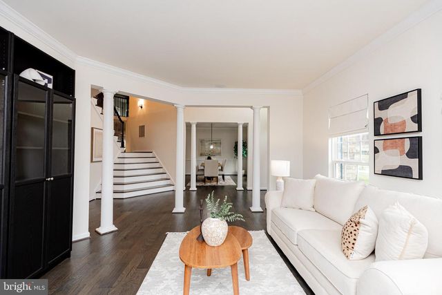 8835 CHRISANTHE CT, Fairfax Station, VA 22039