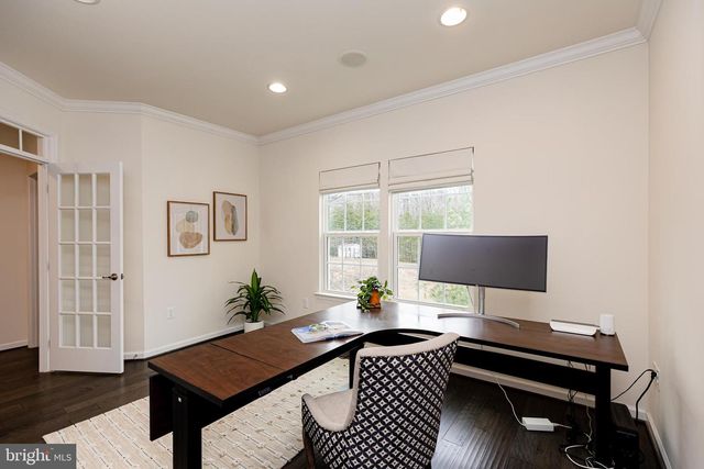 8835 CHRISANTHE CT, Fairfax Station, VA 22039