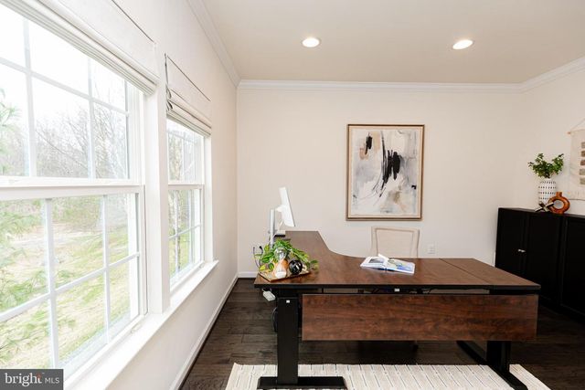 8835 CHRISANTHE CT, Fairfax Station, VA 22039