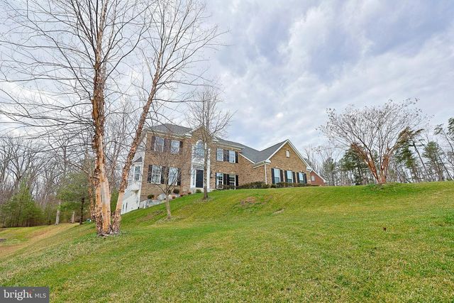 8835 CHRISANTHE CT, Fairfax Station, VA 22039