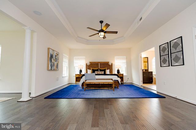 8835 CHRISANTHE CT, Fairfax Station, VA 22039