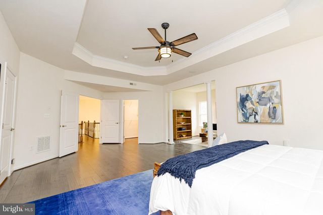 8835 CHRISANTHE CT, Fairfax Station, VA 22039