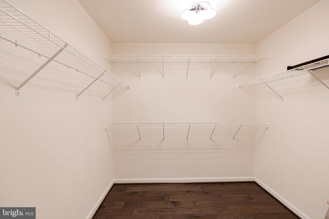 8835 CHRISANTHE CT, Fairfax Station, VA 22039