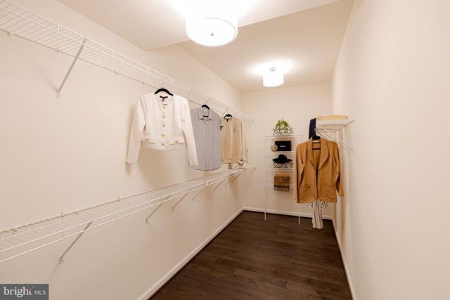 8835 CHRISANTHE CT, Fairfax Station, VA 22039