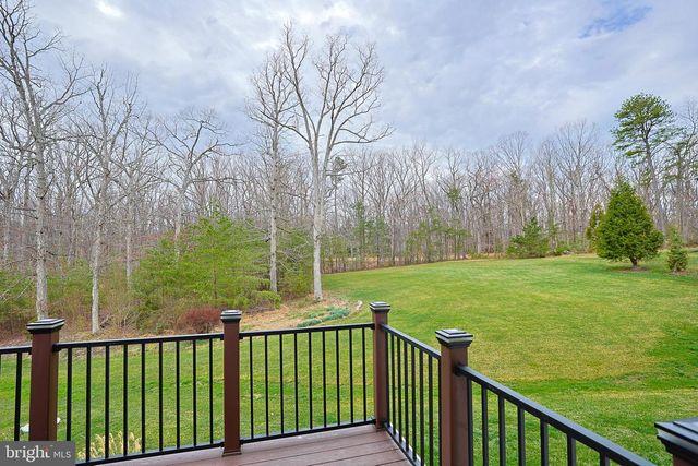 8835 CHRISANTHE CT, Fairfax Station, VA 22039