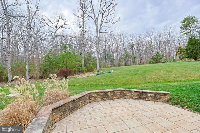 8835 CHRISANTHE CT, Fairfax Station, VA 22039