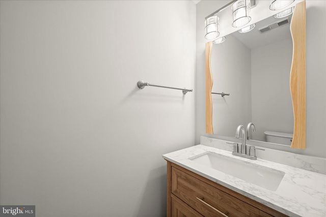 11-B QUEEN ELIZABETH CT, Chester, MD 21619