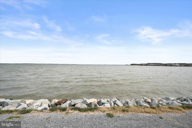 11-B QUEEN ELIZABETH CT, Chester, MD 21619