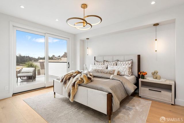 561 Duncan Street, San Francisco, CA 94131