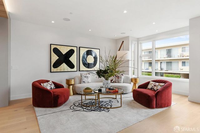 561 Duncan Street, San Francisco, CA 94131