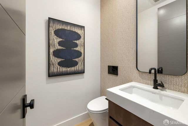 561 Duncan Street, San Francisco, CA 94131