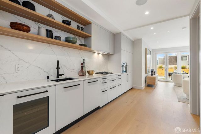 561 Duncan Street, San Francisco, CA 94131