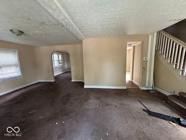 1521 N Temple Avenue, Indianapolis, IN 46201